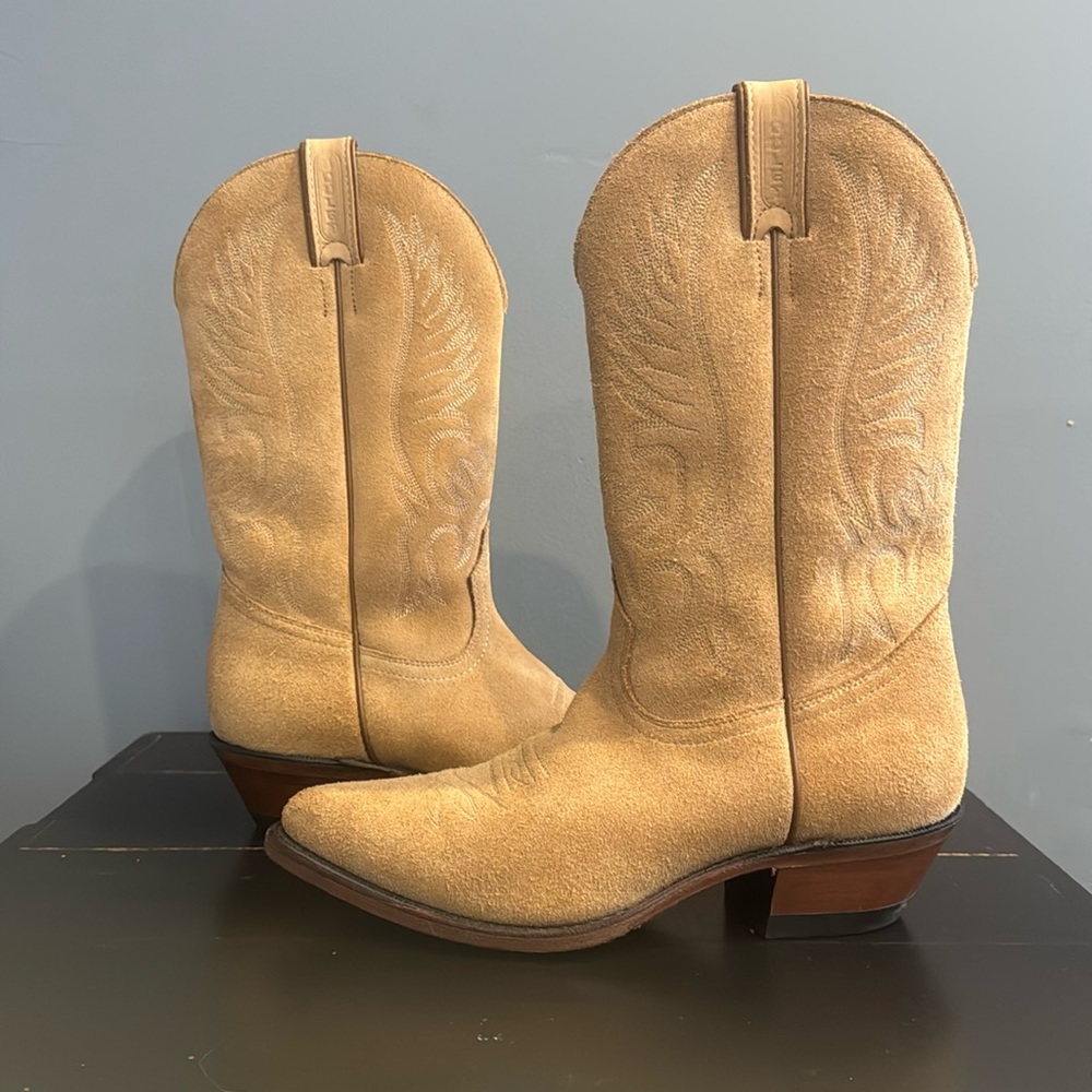 Boulet women’s boot. Size 9.